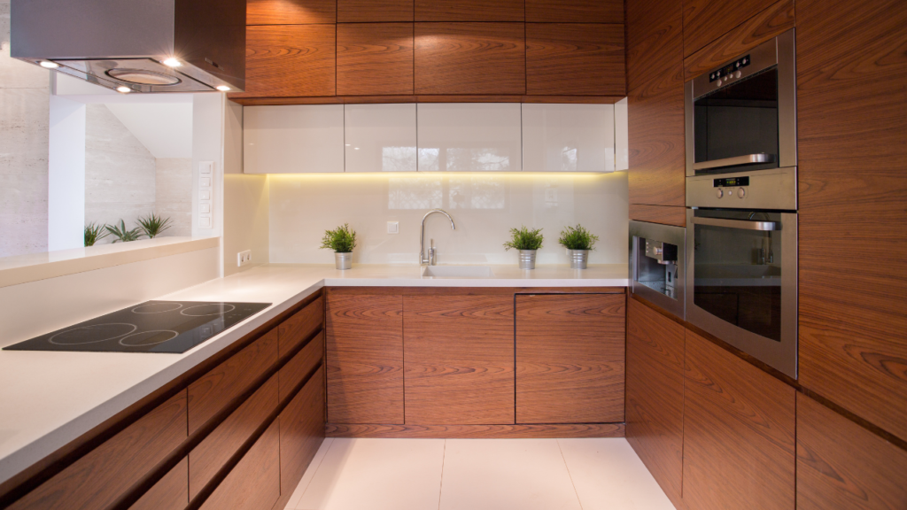 U Shape Brown Colored Modular Kitchen Solutions